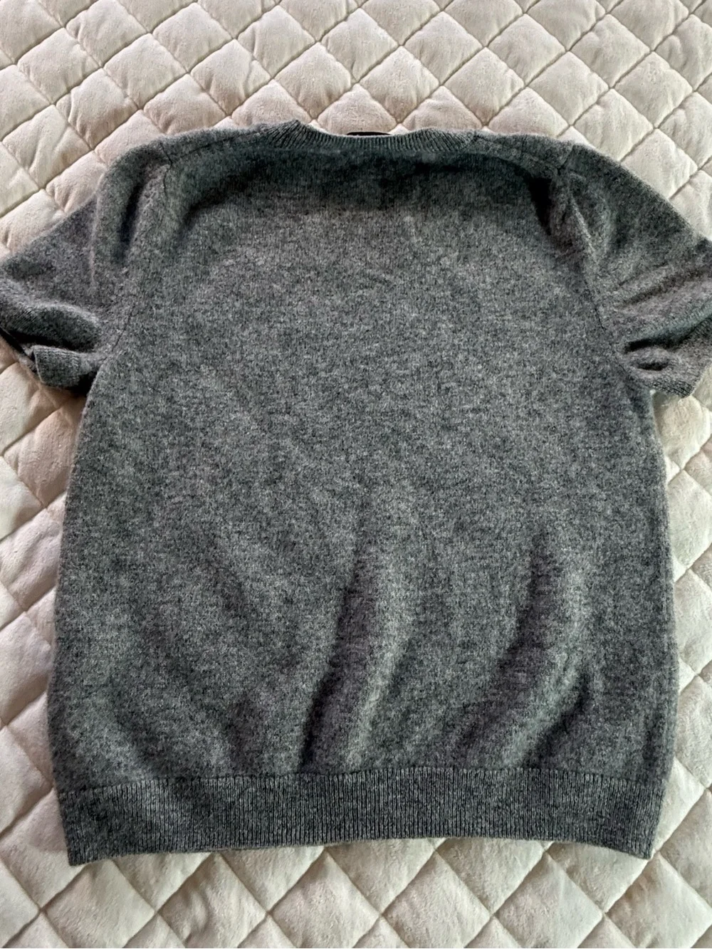 Quince 100% Mongolian Cashmere Short Sleeve Crewneck Sweater Gray Small
